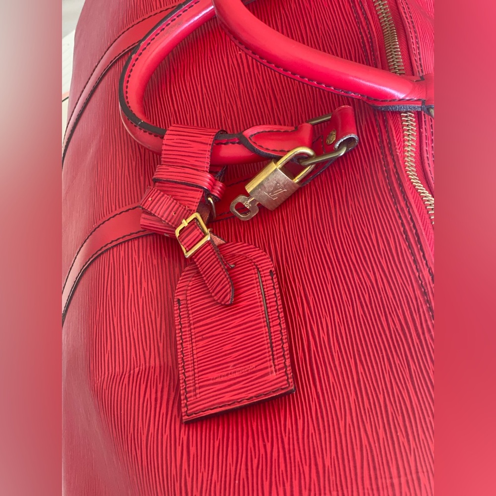 LOUIS VUITTON 'KEEPALL 60' RED EPI DUFFLE BAG - Picture 12 of 15